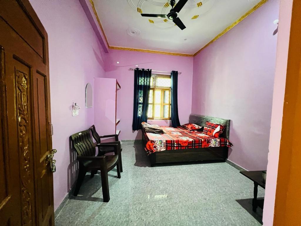 Gayatri Homestay Rudraprayāg Exterior foto